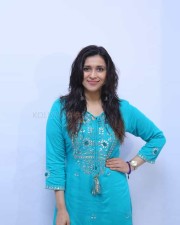 Actress Mannara Chopra At Sutraa Grand Fashion Showcase And Curtain Raiser Photos 20 Actress Mannara Chopra At Sutraa Grand Fashion Showcase And Curtain Raiser Photos 20