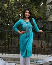 Actress Mannara Chopra At Sutraa Grand Fashion Showcase And Curtain Raiser Photos 27 Actress Mannara Chopra At Sutraa Grand Fashion Showcase And Curtain Raiser Photos 27