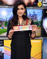 Actress Mannara Chopra At The Launch Of Festive Offers By Bajaj Electronics In Hyderabad Photos 05