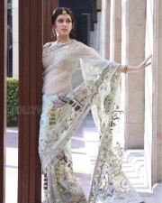 Actress Mannara Chopra New Photoshoot Stills 03 Actress Mannara Chopra New Photoshoot Stills 03