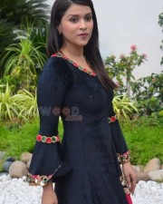 Actress Mannara Chopra Photos 10 Actress Mannara Chopra Photos 10
