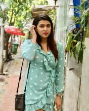 Actress Mannara Chopra Spotted At An Eatery In Mumbai Photos 06 Actress Mannara Chopra Spotted At An Eatery In Mumbai Photos 06