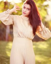 Actress Mannara Chopra Summer Photoshoot Photos 03 Actress Mannara Chopra Summer Photoshoot Photos 03