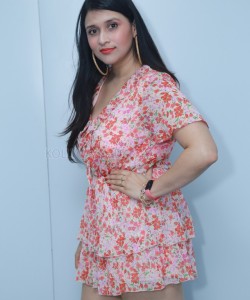 Actress Mannara Chopra at Advanced Grohair Clinic Launch Photos 32