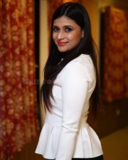 Actress Mannara Chopra at Santosham South Indian Film Awards 2021 Curtain Raiser Press Meet Pictures 06