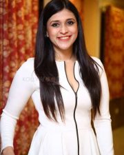 Actress Mannara Chopra at Santosham South Indian Film Awards 2021 Curtain Raiser Press Meet Pictures 24 Actress Mannara Chopra at Santosham South Indian Film Awards 2021 Curtain Raiser Press Meet Pictures 24