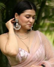 Actress Mannara Chopra at Tiragabadara Saami Teaser Launch Pictures 02 Actress Mannara Chopra at Tiragabadara Saami Teaser Launch Pictures 02