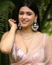 Actress Mannara Chopra at Tiragabadara Saami Teaser Launch Pictures 08