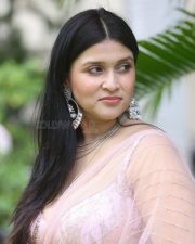 Actress Mannara Chopra at Tiragabadara Saami Teaser Launch Pictures 59