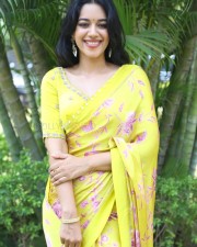 Actress Mirnalini Ravi at Love Guru Movie Press Meet Pictures 13
