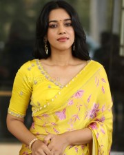 Actress Mirnalini Ravi at Love Guru Movie Press Meet Pictures 42