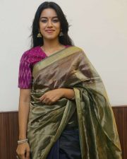 Actress Mirnalini Ravi at Maama Mascheendra Pre Release Event Pictures 17