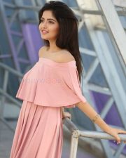 Actress Shirin Kanchwala At Pochampally Handloom Weavers Exhibition Launch Photos 05