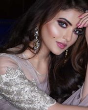 Beautiful Actress Shirin Kanchwala Latest Pictures 01