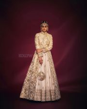 Elegant Genelia Deshmukh in a Traditional Chanderi Silk Ivory Kurta with a Matching Lehenga Photos 03