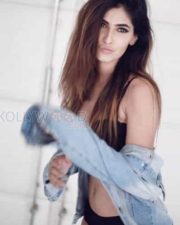 Gorgeous Model Karishma Sharma Photos 04
