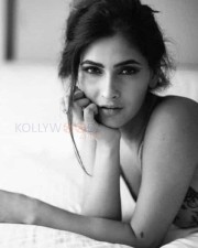 Gorgeous Model Karishma Sharma Photos 07