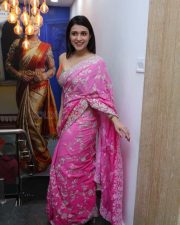 Mannara Chopra Launches Sri Krishna Silks Wedding Collections Photos 44