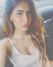 Ragini Mms Returns Heroine Karishma Sharma Sexy Photos 01 Ragini Mms Returns Heroine Karishma Sharma Sexy Photos 01