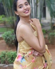 Actress Bhavana Vazhapandal at Mayalo Movie Press Meet Pictures 07