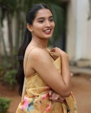 Actress Bhavana Vazhapandal at Mayalo Movie Press Meet Pictures 23