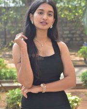 Actress Bhavana Vazhapandal at Sarkaaru Noukari Press Meet Pictures 10