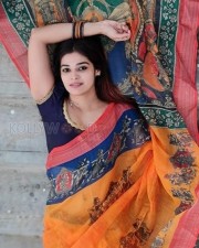Actress Dharsha Gupta Saree Spicy Photos 01