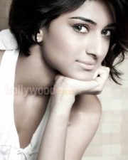 Actress Erika Fernades Sexy Photos 05