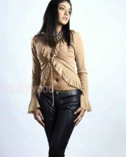 Actress Hari Priya Hot Spicy Photos 07