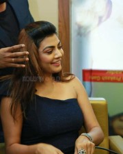 Actress Lahari At Boss Hair Beauty Salon Launch Photos 07