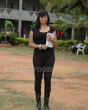 Actress Namitha Hot Stills 09