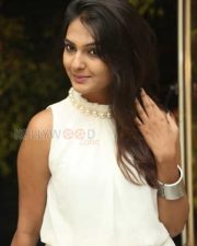 Actress Neha Deshpande Photos 13