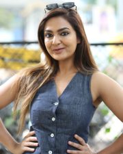 Actress Neha Deshpande at O Andala Rakshasi Press Meet Stills 06