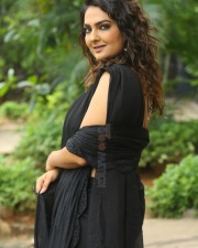 Actress Neha Deshpande at Rajugari Kodipulao Press Meet Pictures 13