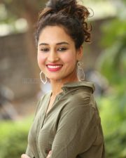 Actress Pooja Ramachandran At Devi Sri Prasad Pre release Event Photos 01