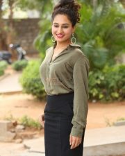 Actress Pooja Ramachandran At Devi Sri Prasad Pre release Event Photos 14