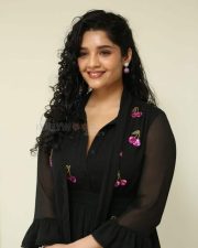 Actress Ritika Singh at In Car Movie Press Meet Pictures 23