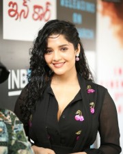 Actress Ritika Singh at In Car Movie Press Meet Pictures 37