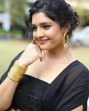 Actress Ritika Singh at Valari Trailer Launch Photos 23