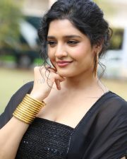 Actress Ritika Singh at Valari Trailer Launch Photos 25