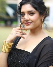 Actress Ritika Singh at Valari Trailer Launch Photos 26