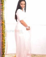 Actress Shweta Menon White Saree Stills 07