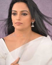 Actress Shweta Menon White Saree Stills 08
