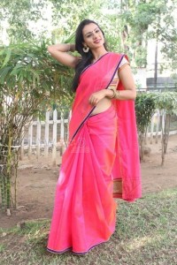 Actress Sruthi Hariharan Photos 04