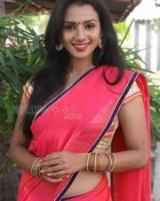 Actress Sruthi Hariharan Photos 10