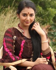 Actress Vidya Photos 08