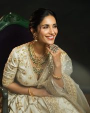 Alcohol Actress Ruhani Sharma in an Ivory Bridal Lehenga Photos 03