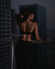 Captivating Erica Fernandez in Black Bra Photos 02
