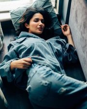 Casual Beauty Ruhani Sharma Pictures 04