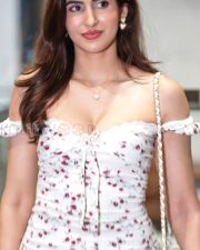 Charming Sakshi Malik Cleavage in a White Floral Off Shoulder Midi Dress Photos 03